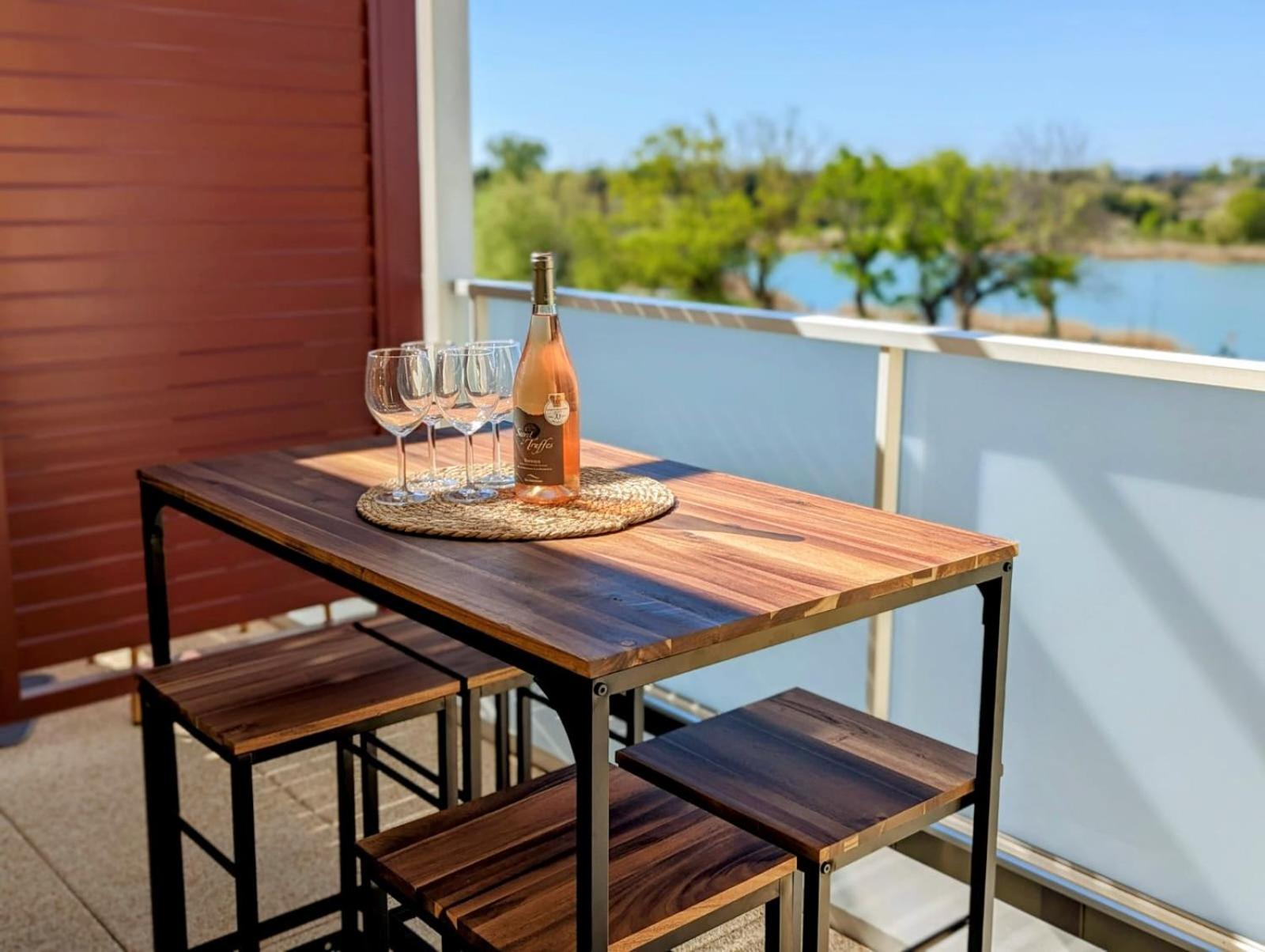 Lakeside Provence - Appartement Classe 4 Etoiles, Vue Sur Le Lac, Parking Sous-Sol, Double Clim Monteux Εξωτερικό φωτογραφία